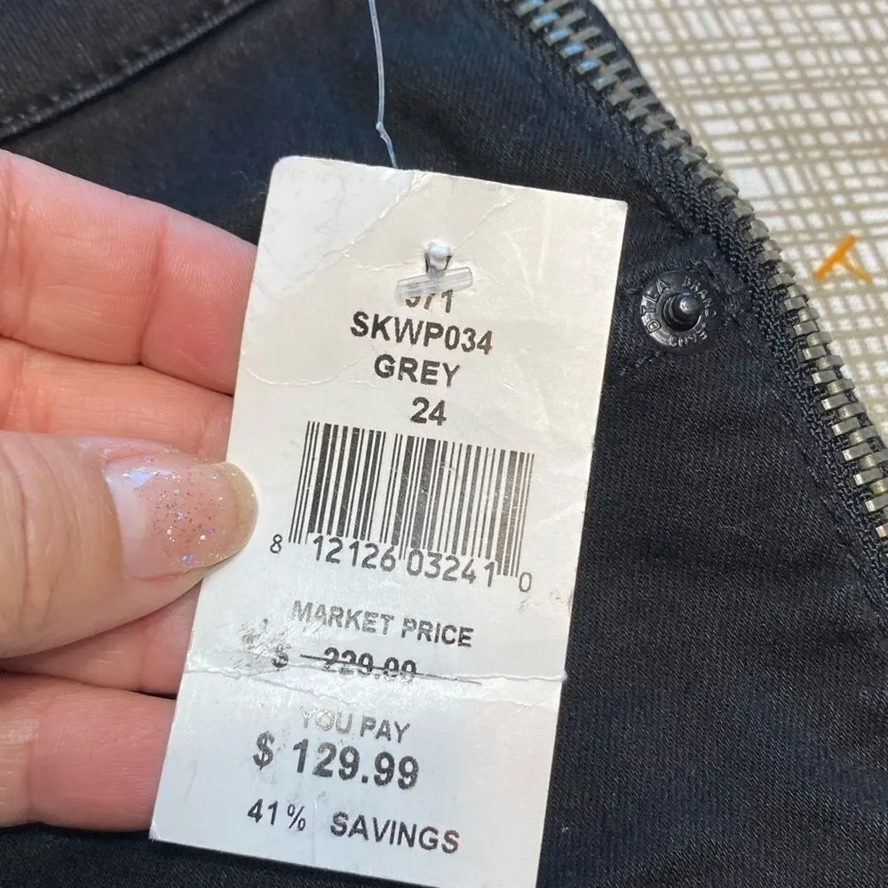 DTLA Brand  Jeans NWT - Picture 10 of 12